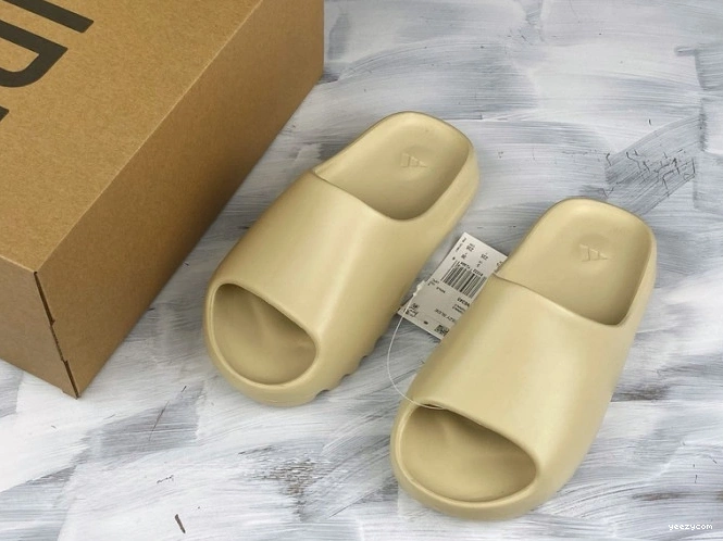 Adidas FW6345 Bone Yeezy Slide 0707